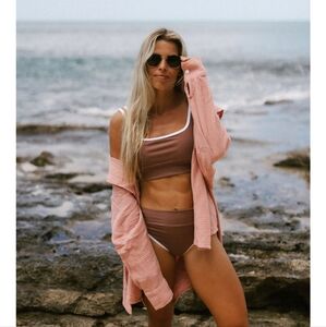 NWOT LainSnow Size XXL, Xs Sangria Kiawah Mid Rise Bikini Bottoms